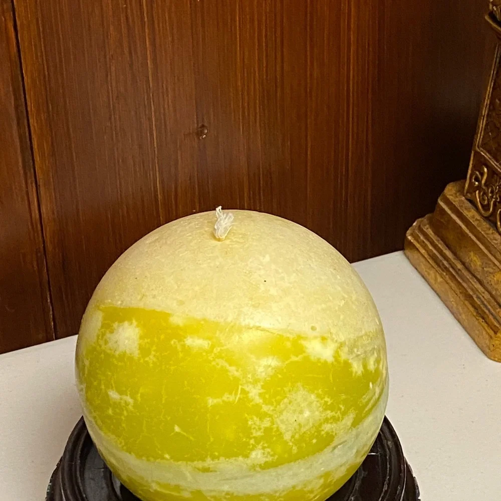 Marble Lemon Pattern unscented Big Ball candle 7”